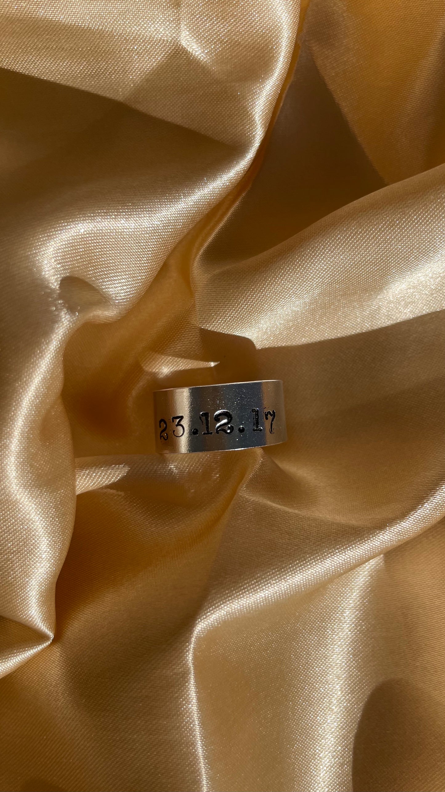 Stamped Wire Ring Silver