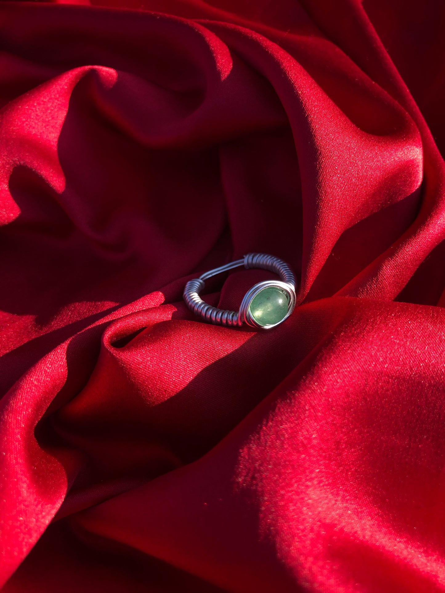 Jade Wire Ring Silver