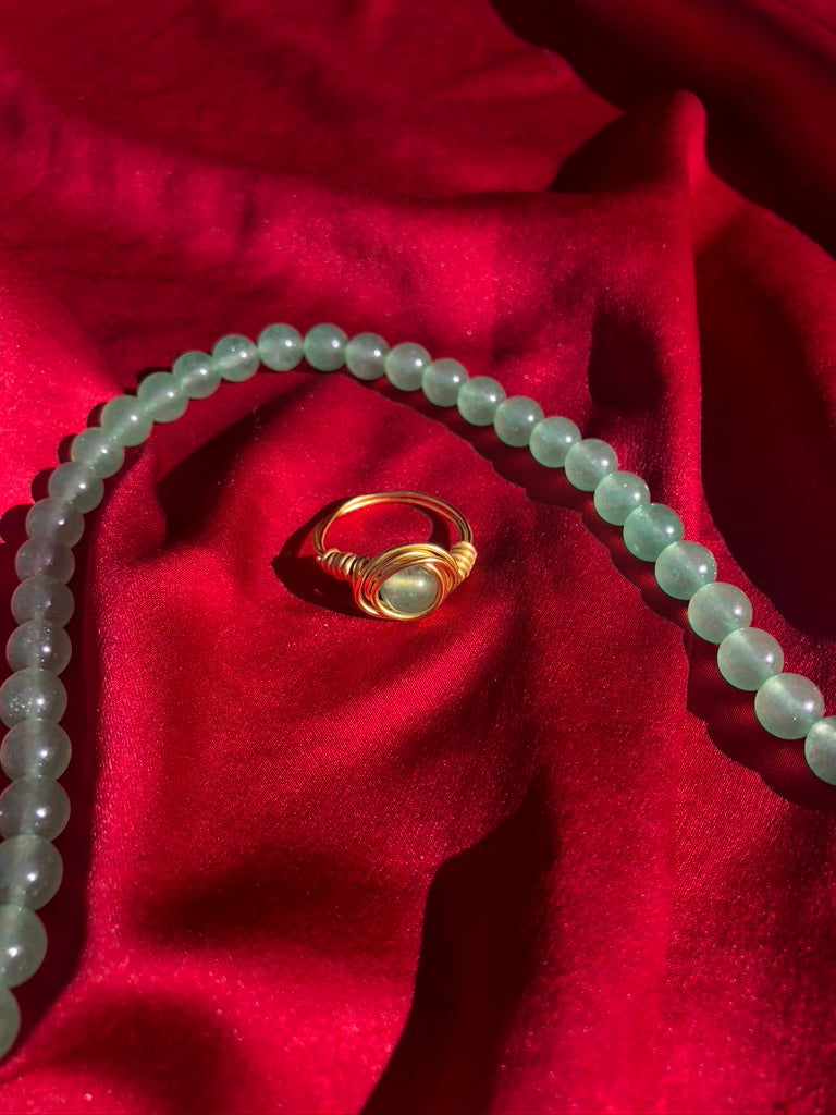 Jade Wire Ring Gold