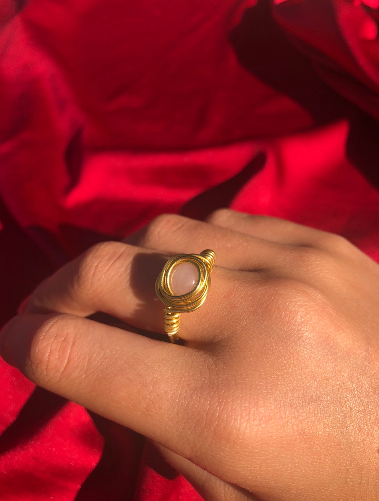 Rose Quartz Wire Ring Gold