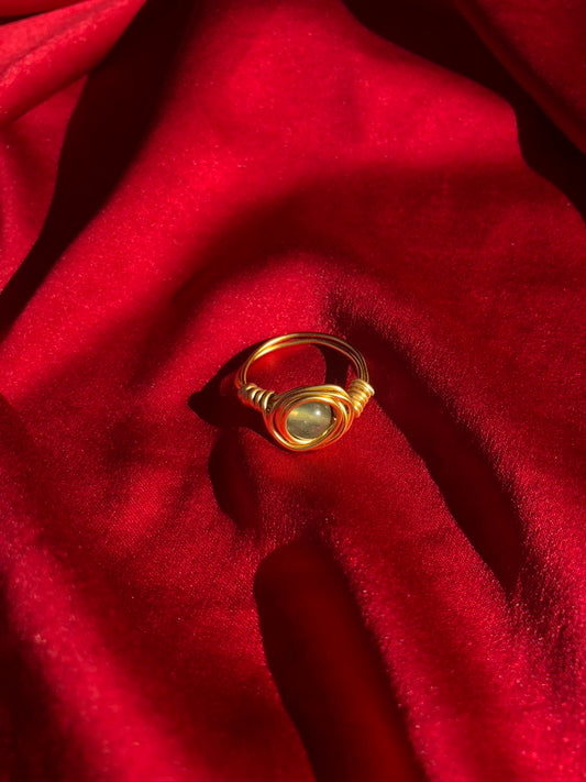 Jade Wire Ring Gold