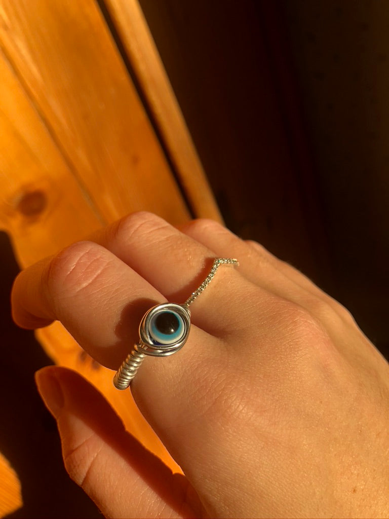 Evil Eye Silver Wire Ring